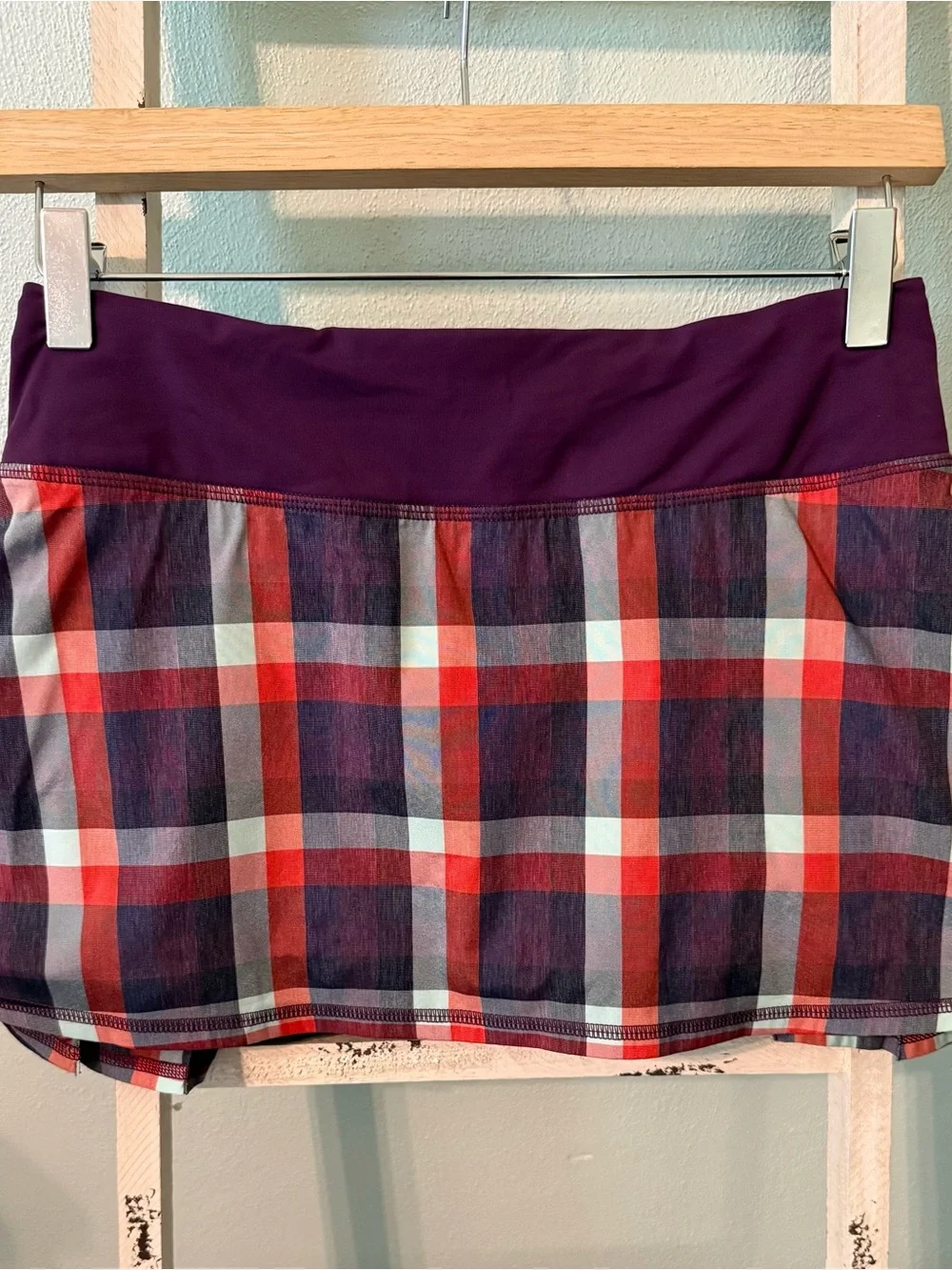 Lululemon athletica Purple Red Checkered Plaid Skirt Size 4